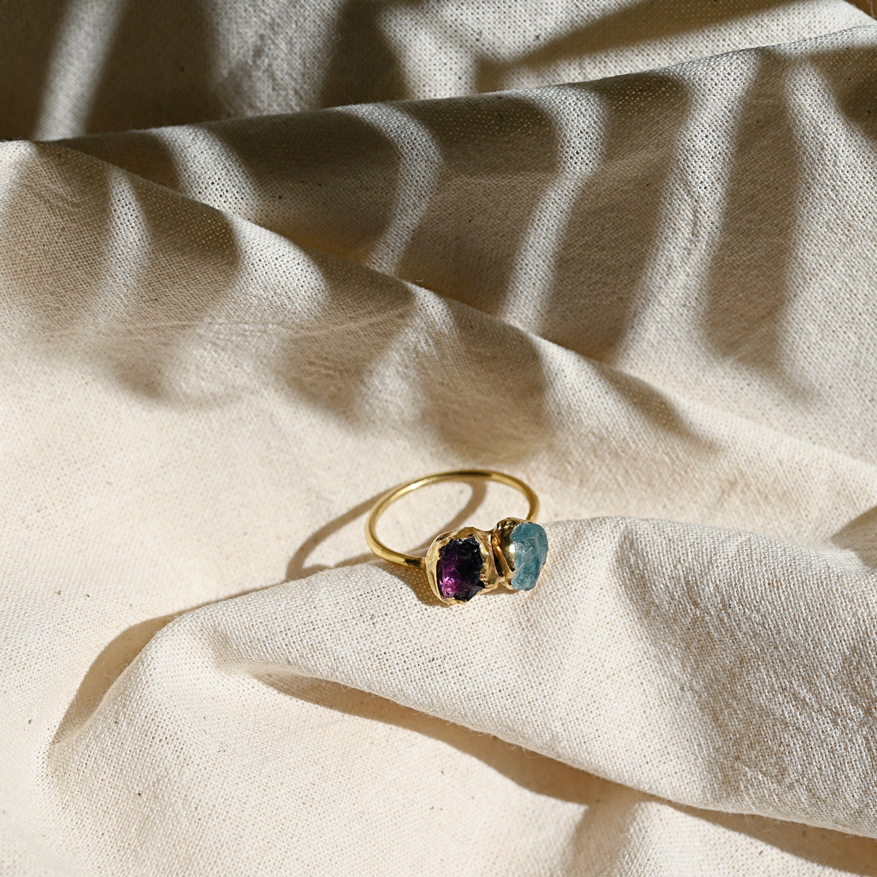 Nolia Jewelry Ring Tiny Gemstone Arch Ring